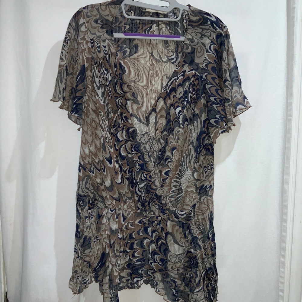 Kaelyn Max crinkle pleat faux wrap blouse Sz XL watercolor print flutter…